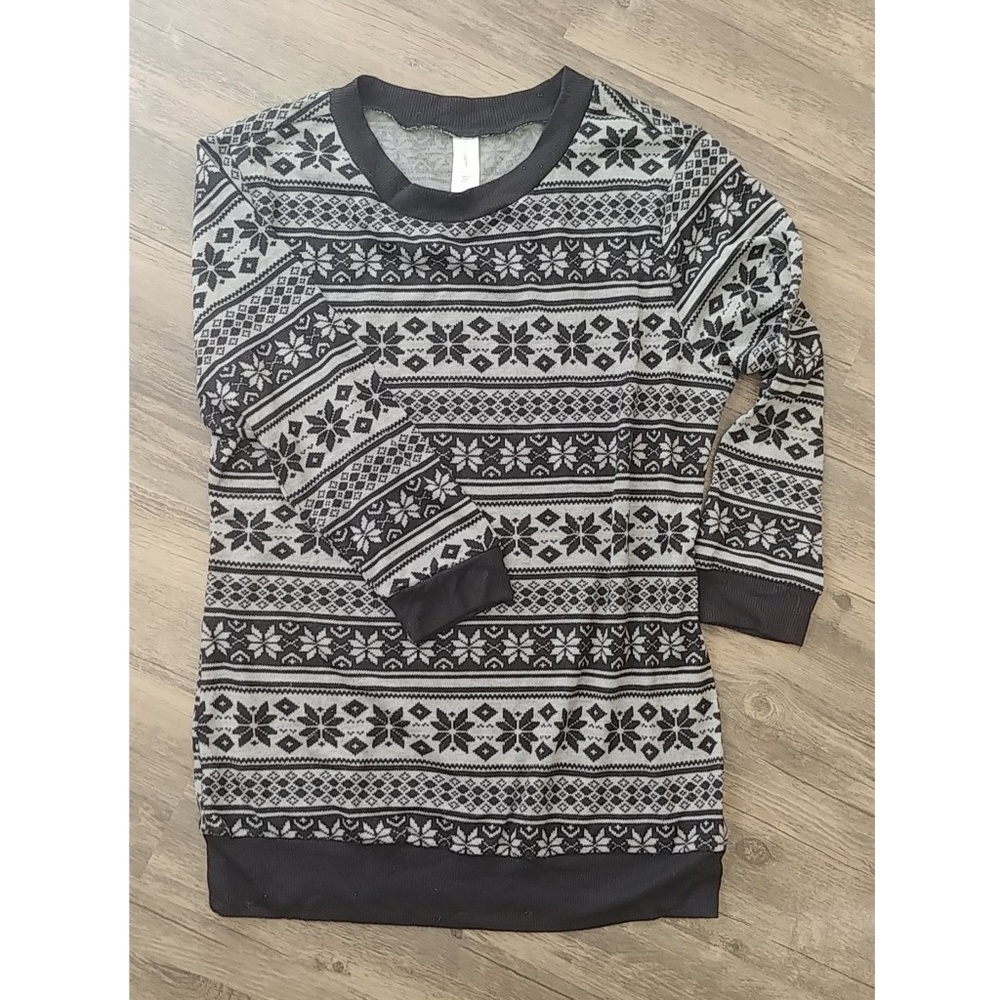 No Boundaries Black and Gray Patterned Sweater